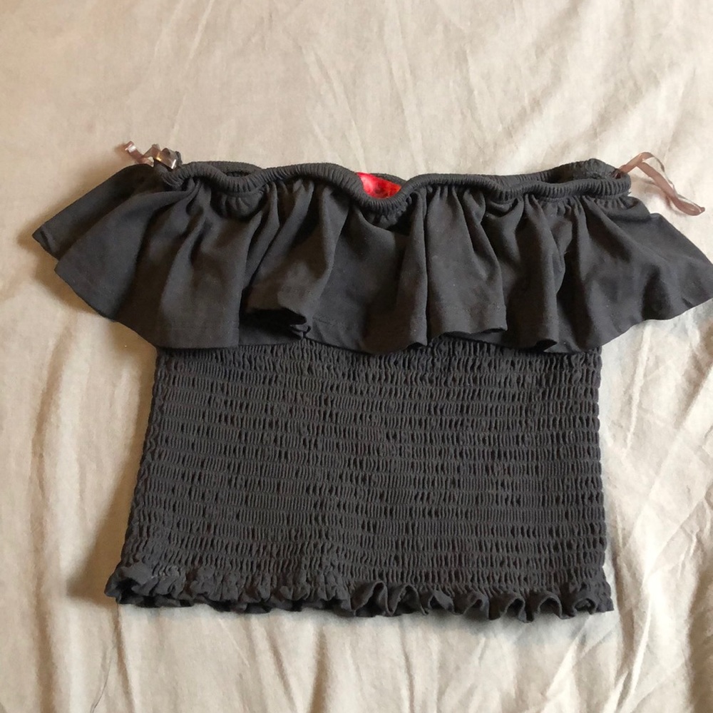 Black crop top